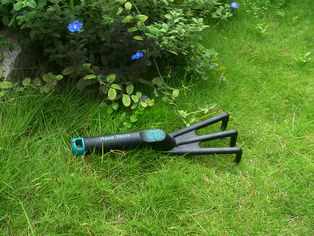 LIGHTWEIGHT Hand Cultivator