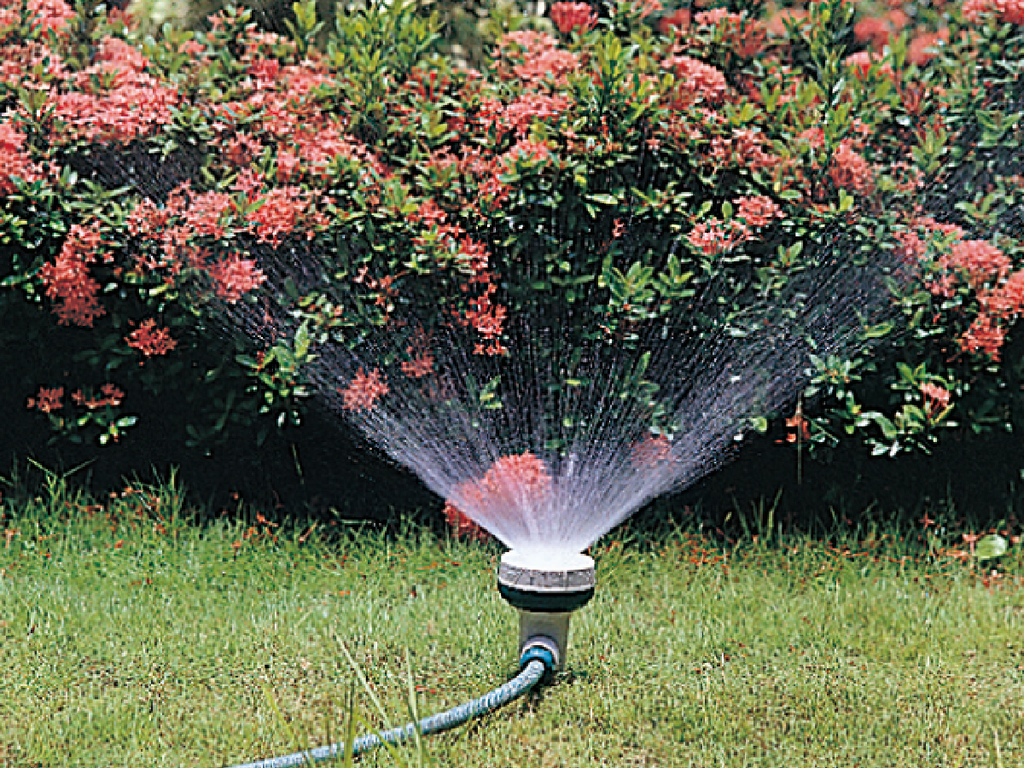 5-FUNCTION SPRINKLER