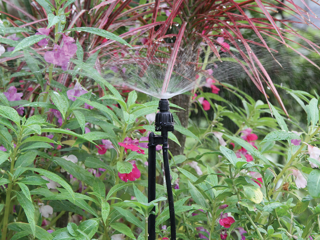 ADJUSTABLE SPRAYER 360° x FAN