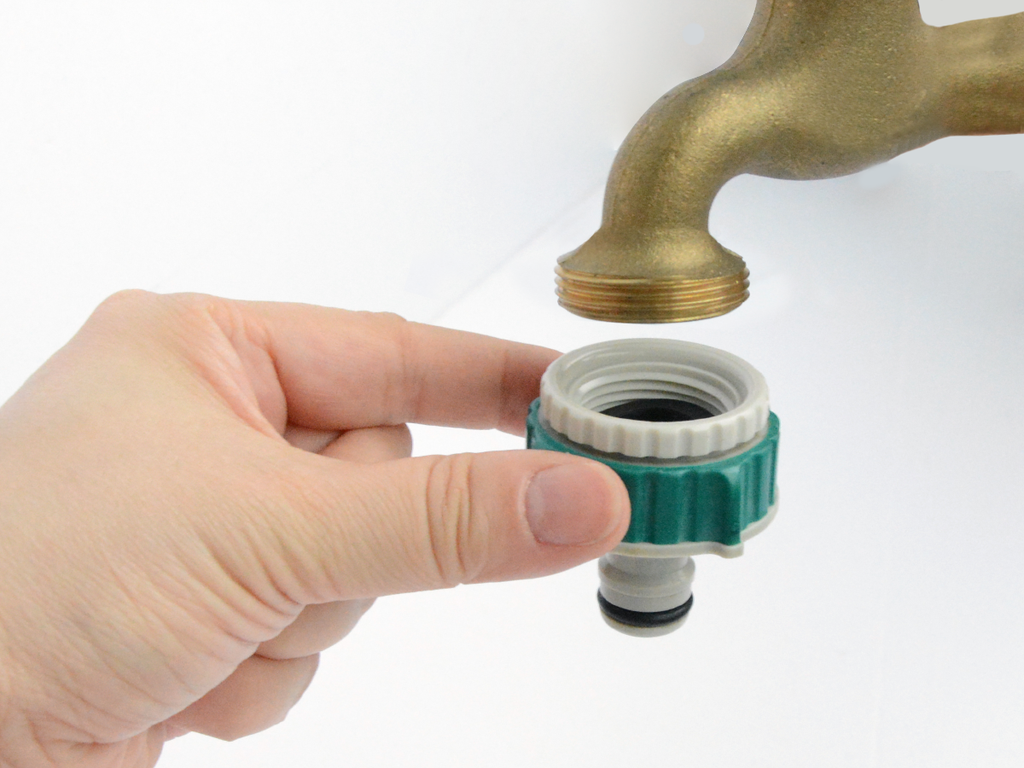 MAXI-COMFY FEMALE TAP  ADAPTOR (Size: 3/4" & 1")